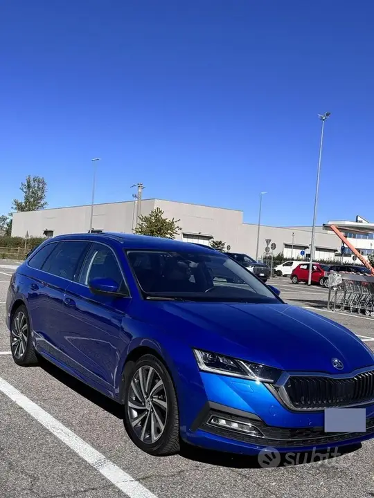 Skoda Octavia 2022 photo 2