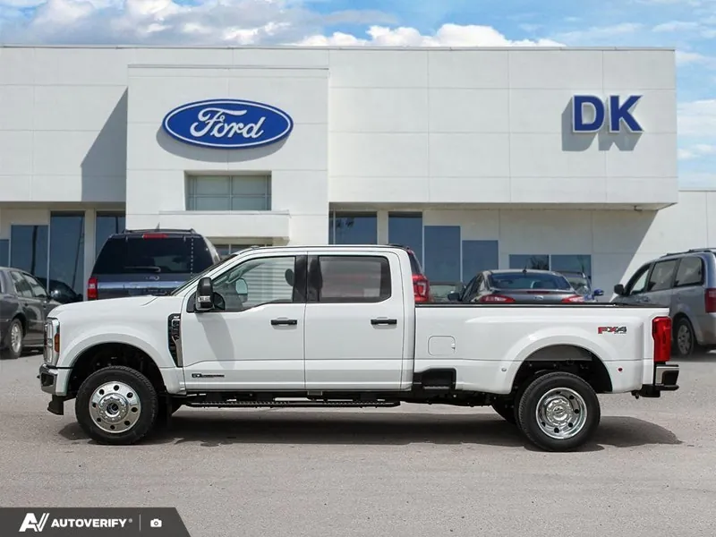 Ford F-450 2026 photo 3