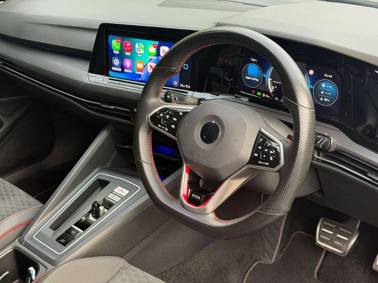 Volkswagen Golf Gti 2021 photo 2