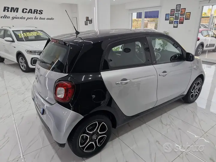 Smart Forfour 2017 photo 5