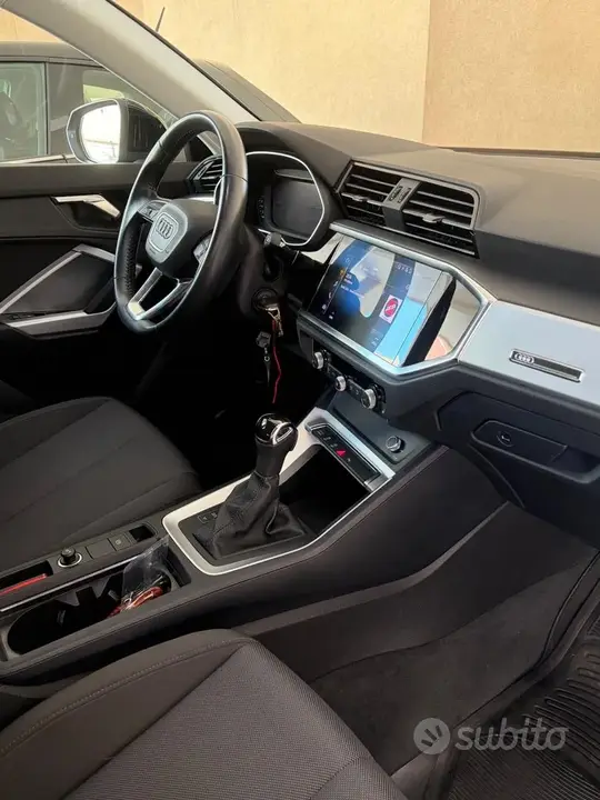Audi Q3 2021 photo 5