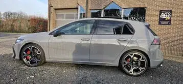 Volkswagen Golf Gti 2025 photo 2