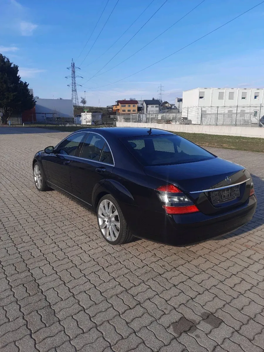 Mercedes-Benz S-Class 2009 photo 3