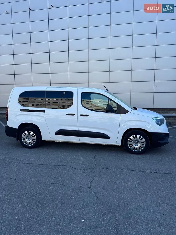 Opel Combo Life 2021 photo 3