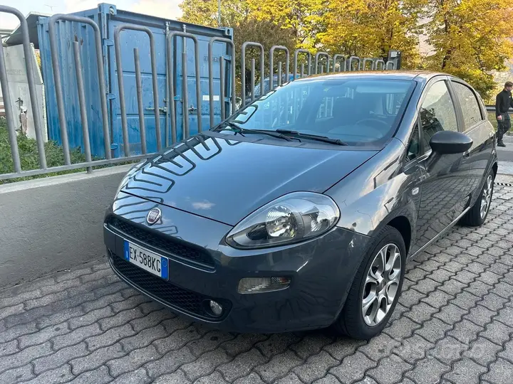 Fiat Punto 2014 photo 2