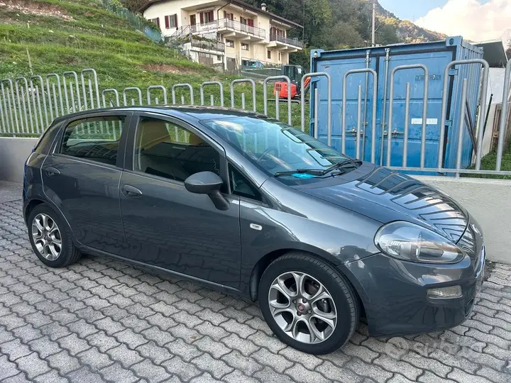 Fiat Punto 2014 photo 4