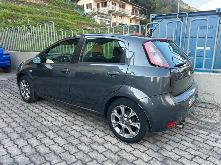 Fiat Punto 2014 photo 3