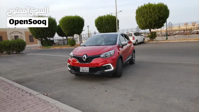 Renault Captur 2019 photo 2