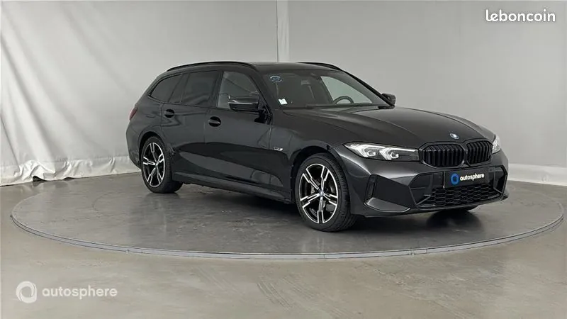 BMW Série 3 2023 photo 3