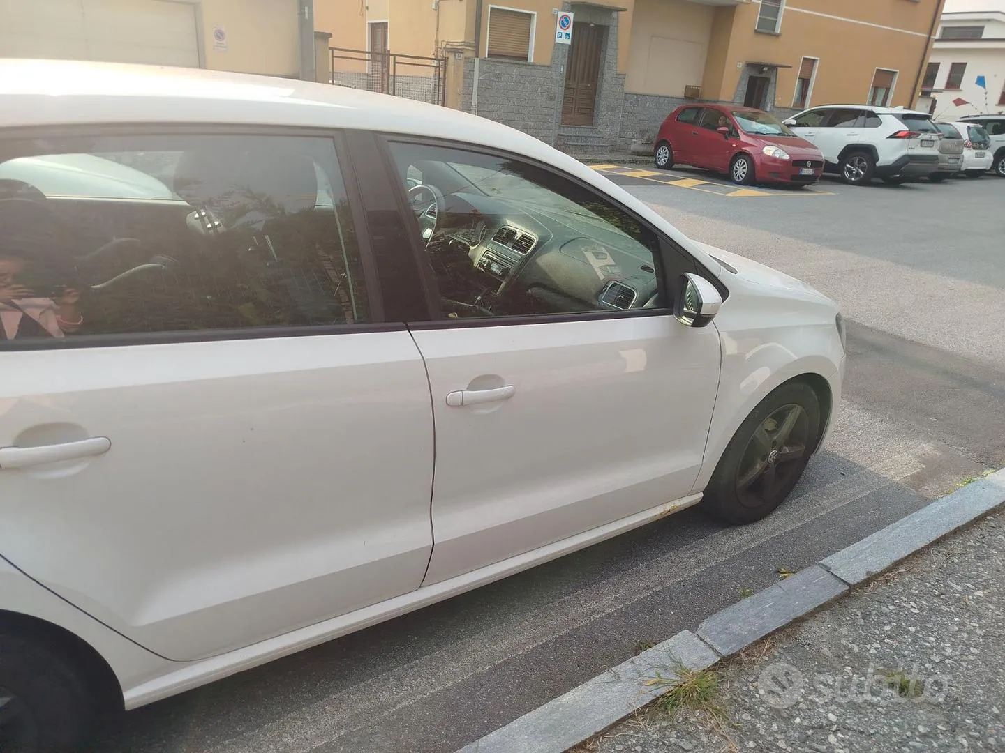 Volkswagen Polo 2011 photo 5