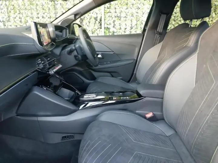 Peugeot 208 2026 photo 5