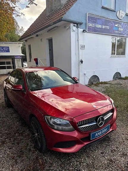 Mercedes-Benz C180 2015 photo 2