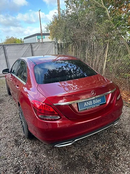 Mercedes-Benz C180 2015 photo 4