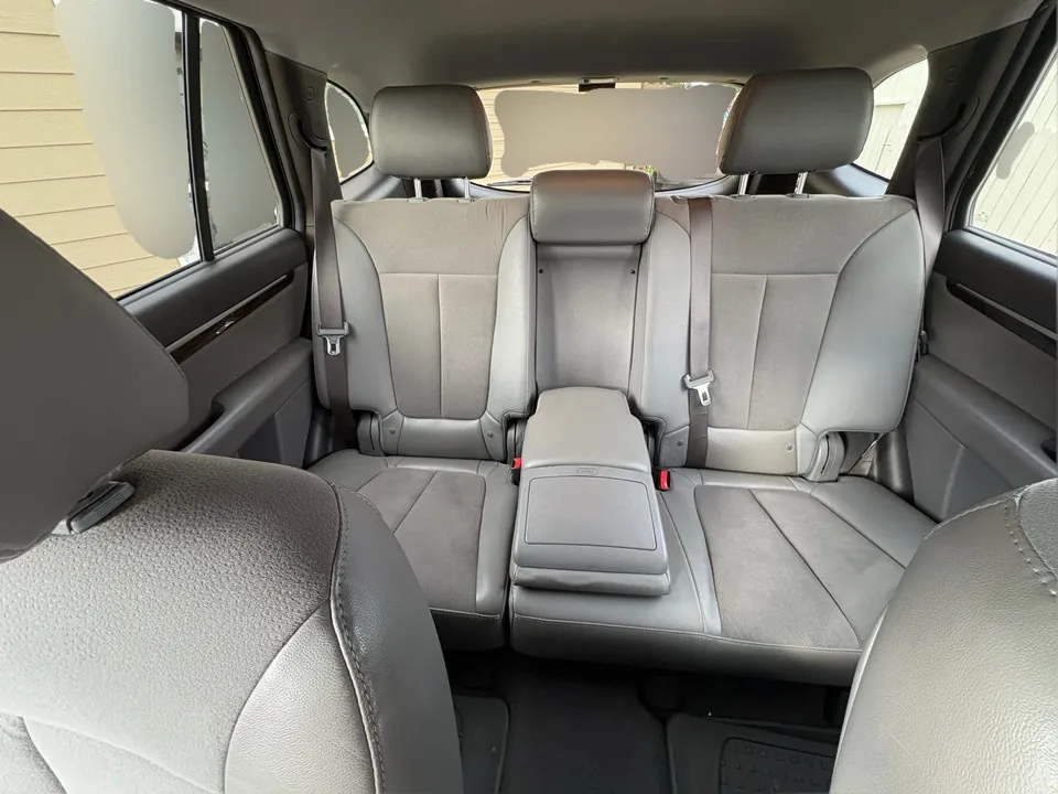 Hyundai Santa Fe 2011 photo 5