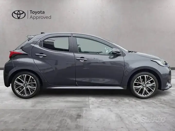 Toyota Yaris 2024 photo 4