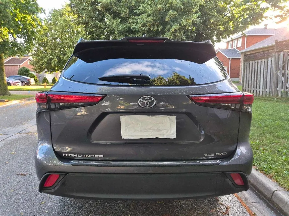 Toyota Highlander 2021 photo 2