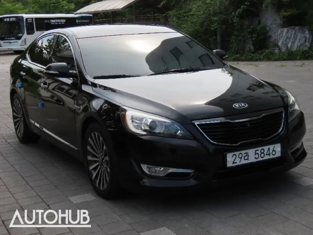 Kia K7 2011 photo 2
