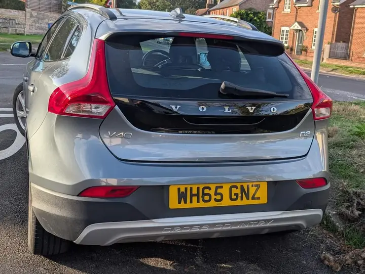 Volvo V40 2016 photo 3