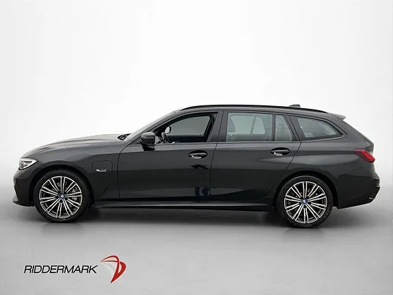 BMW 330E 2022 photo 4