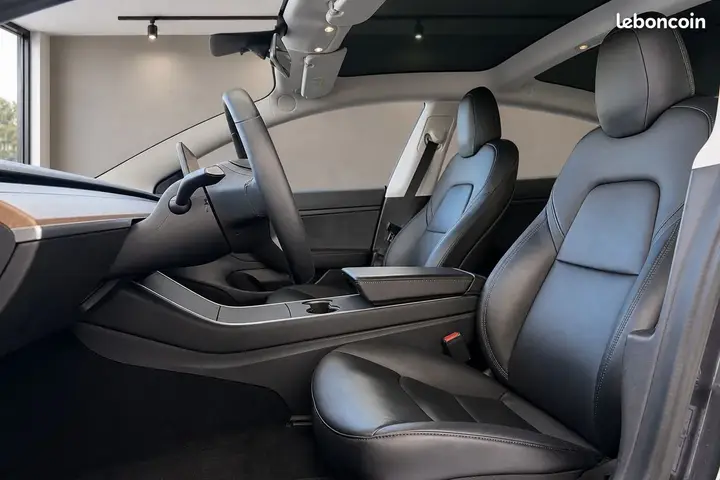 Tesla Model 3 2020 photo 5