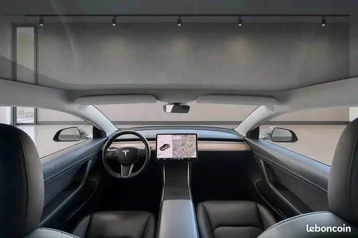 Tesla Model 3 2020 photo 4