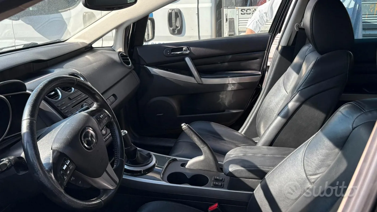 Mazda Cx-7 2011 photo 4