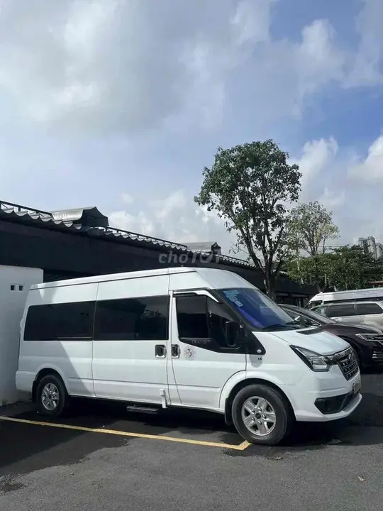 Ford Transit 2023 photo 4