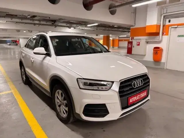Audi Q3 2015 photo 2