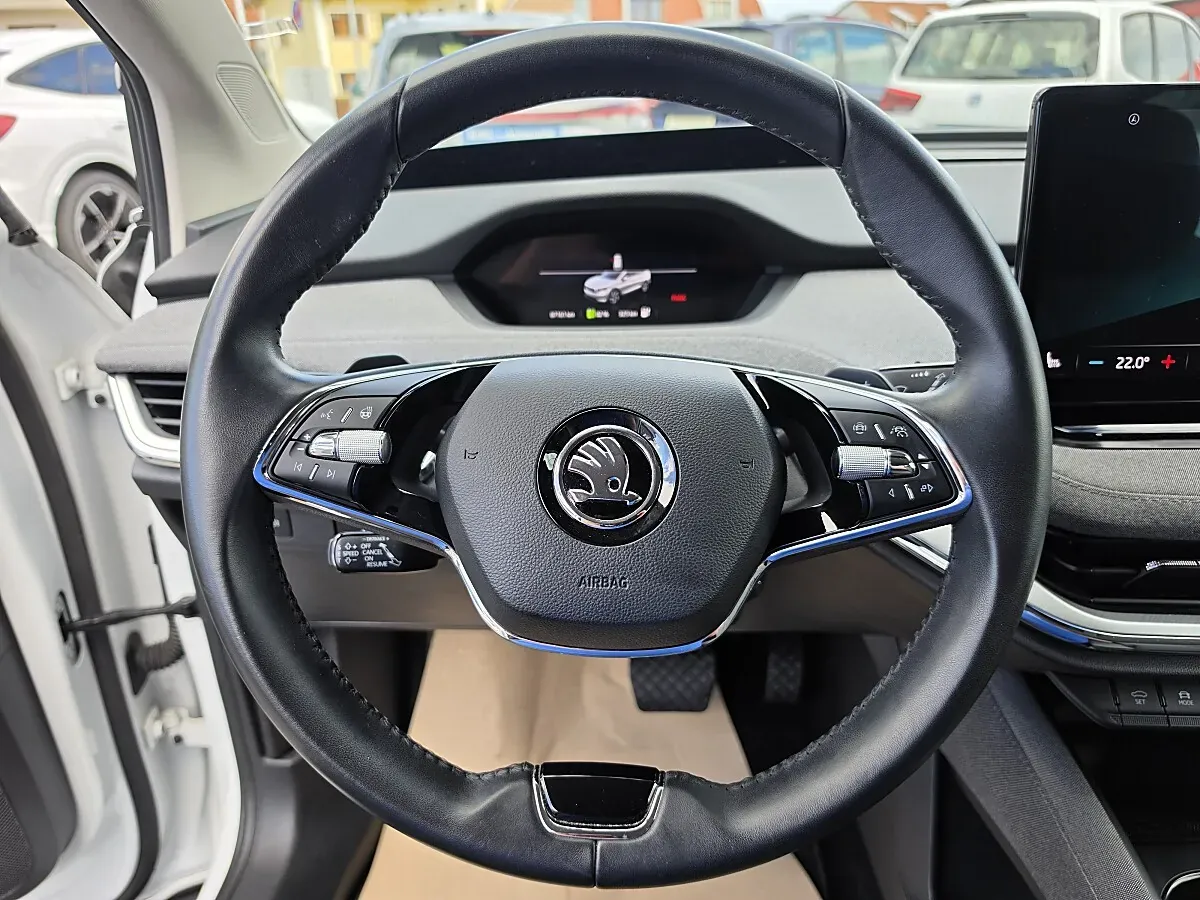 Skoda Enyaq 2022 photo 3