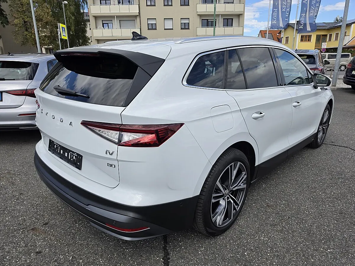 Skoda Enyaq 2022 photo 2