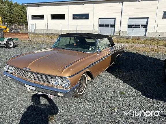 Ford Galaxie