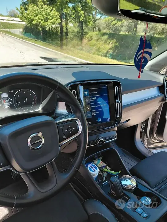 Volvo Xc40 2018 photo 2