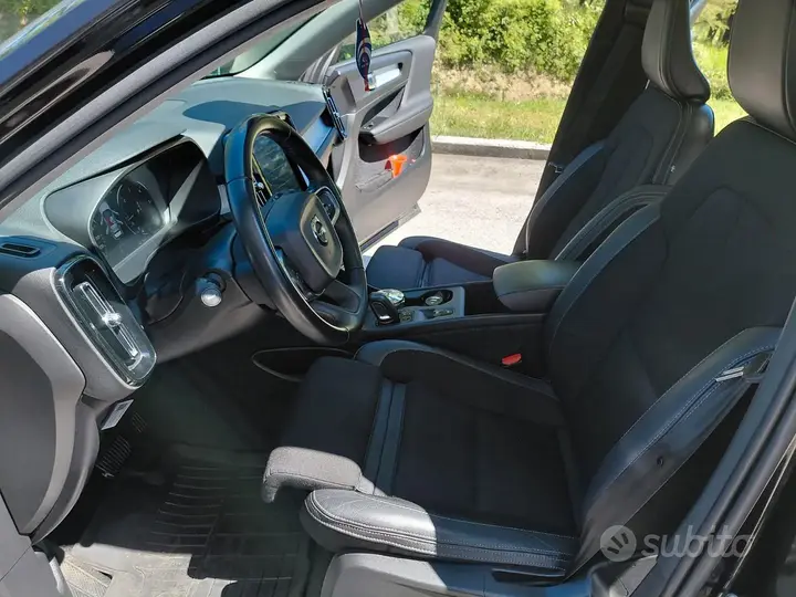 Volvo Xc40 2018 photo 3