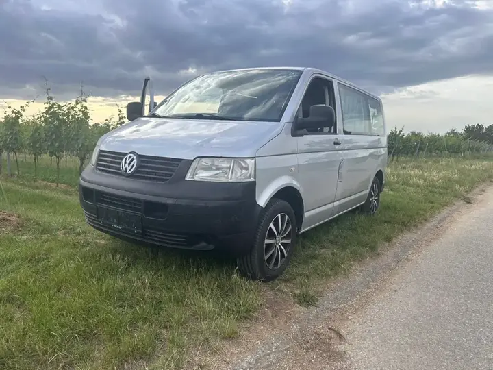 Volkswagen T5