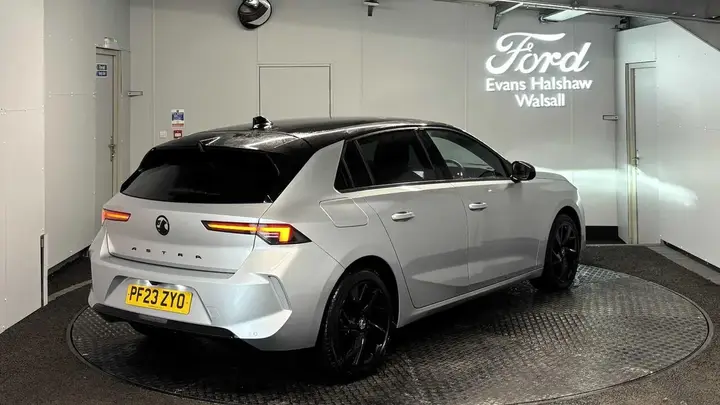 Vauxhall Astra 2023 photo 5