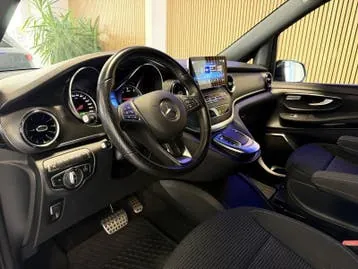 Mercedes-Benz Vklasse 2021 photo 2