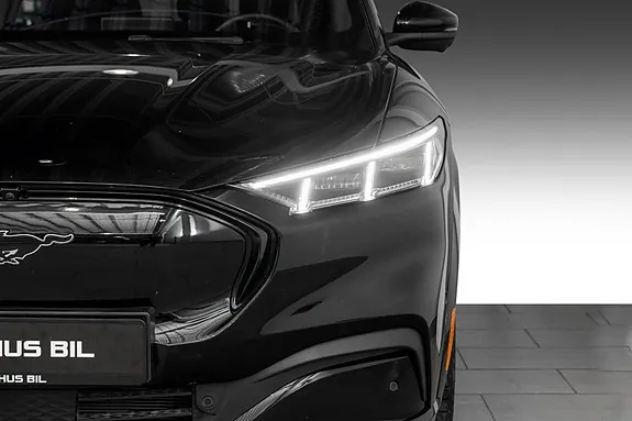Ford Mustang Mach-E 2023 photo 5
