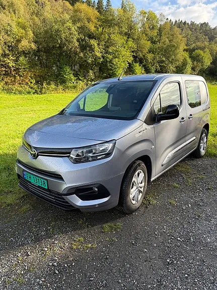 Toyota Proace City 2023 photo 2