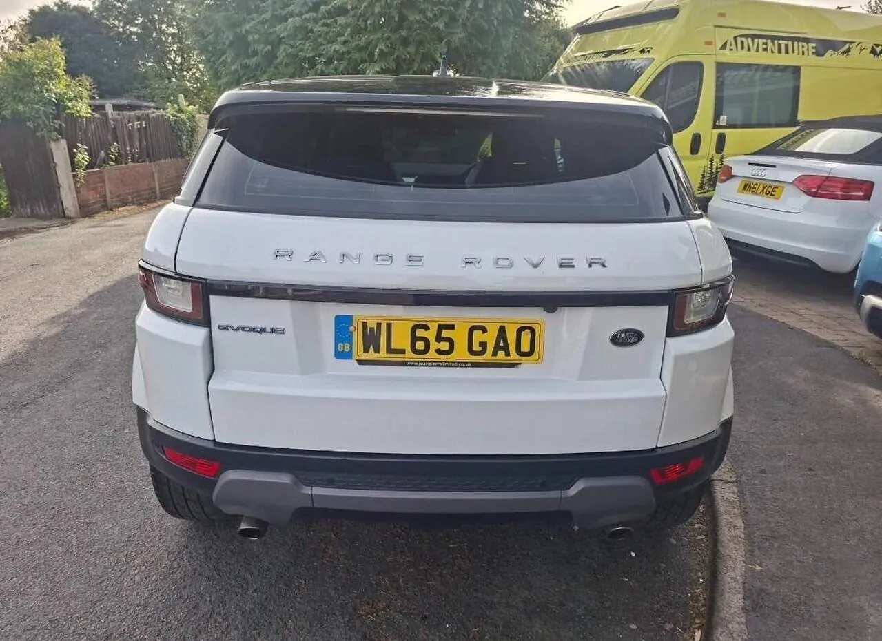 Land Rover Range Rover Evoque 2015 photo 3