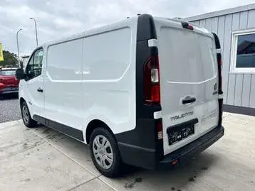 Renault Trafic 2018 photo 3