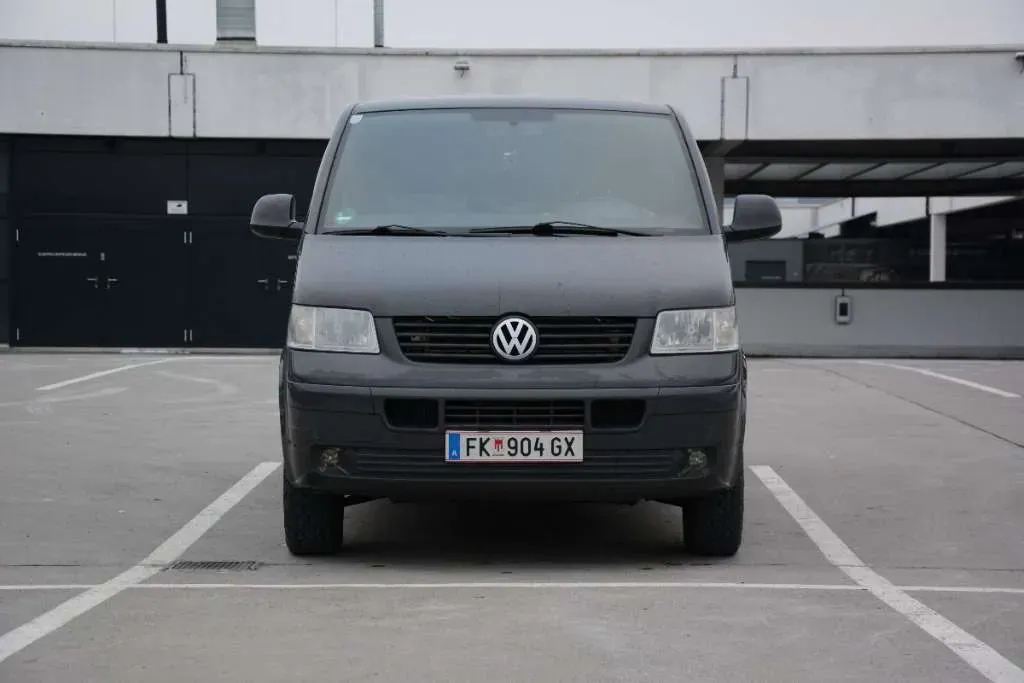 Volkswagen T5 2007 photo 2