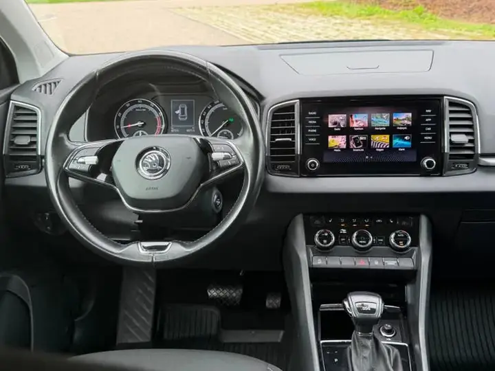 Skoda Karoq 2021 photo 2