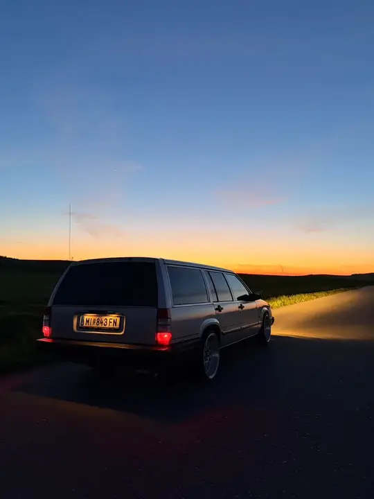 Volvo Serie 700 1989 photo 3