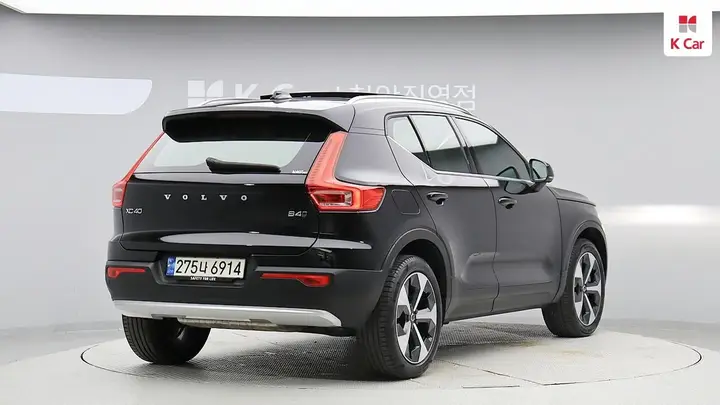 Volvo Xc40 2024 photo 2