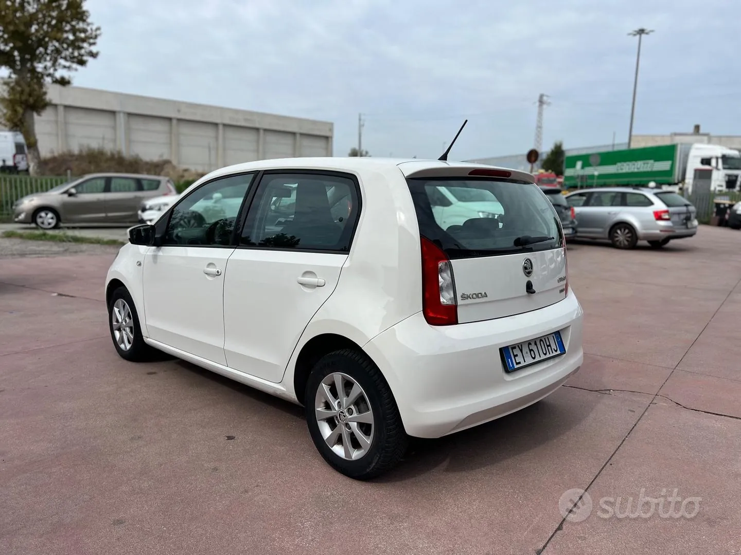Skoda Citigo 2015 photo 5