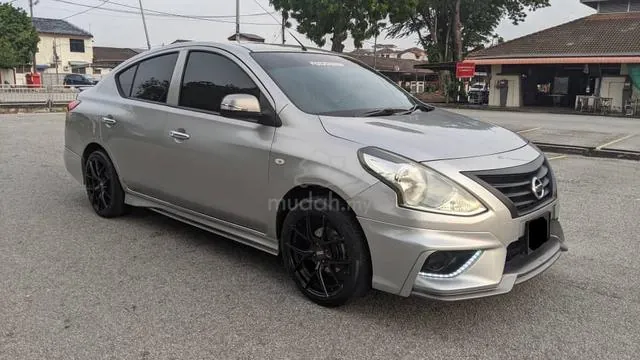 Nissan Almera