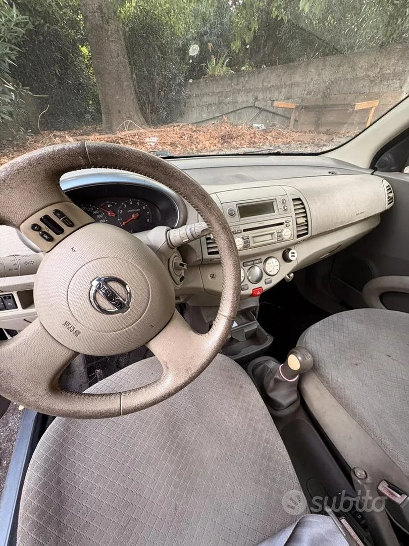 Nissan Micra 2003 photo 4
