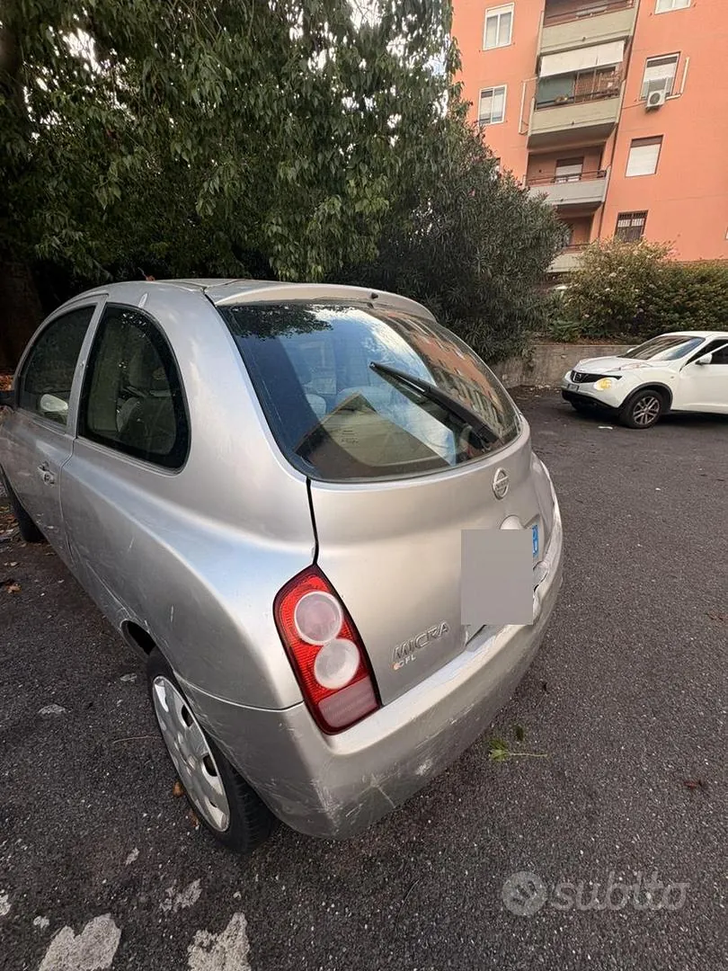 Nissan Micra 2003 photo 5