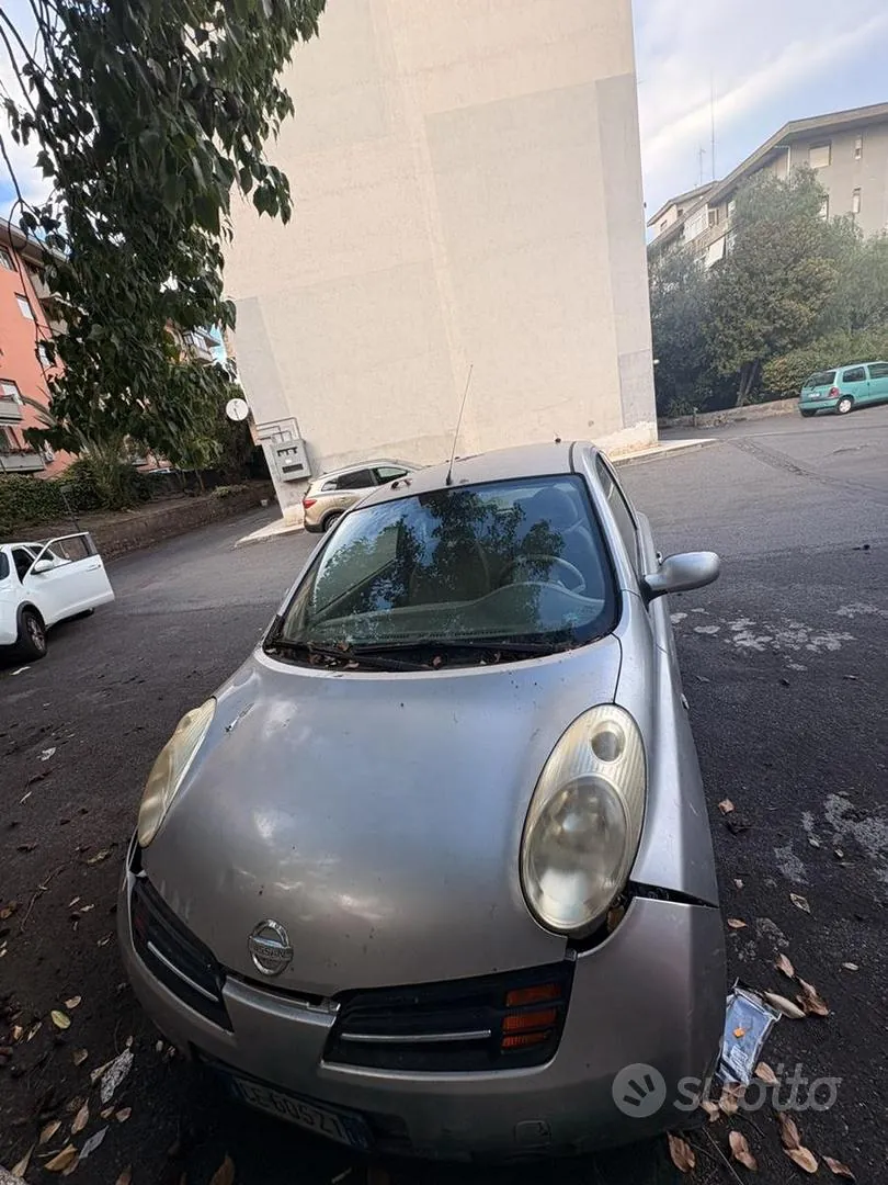 Nissan Micra 2003 photo 3