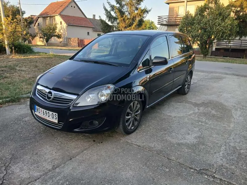 Opel Zafira 2010 photo 4